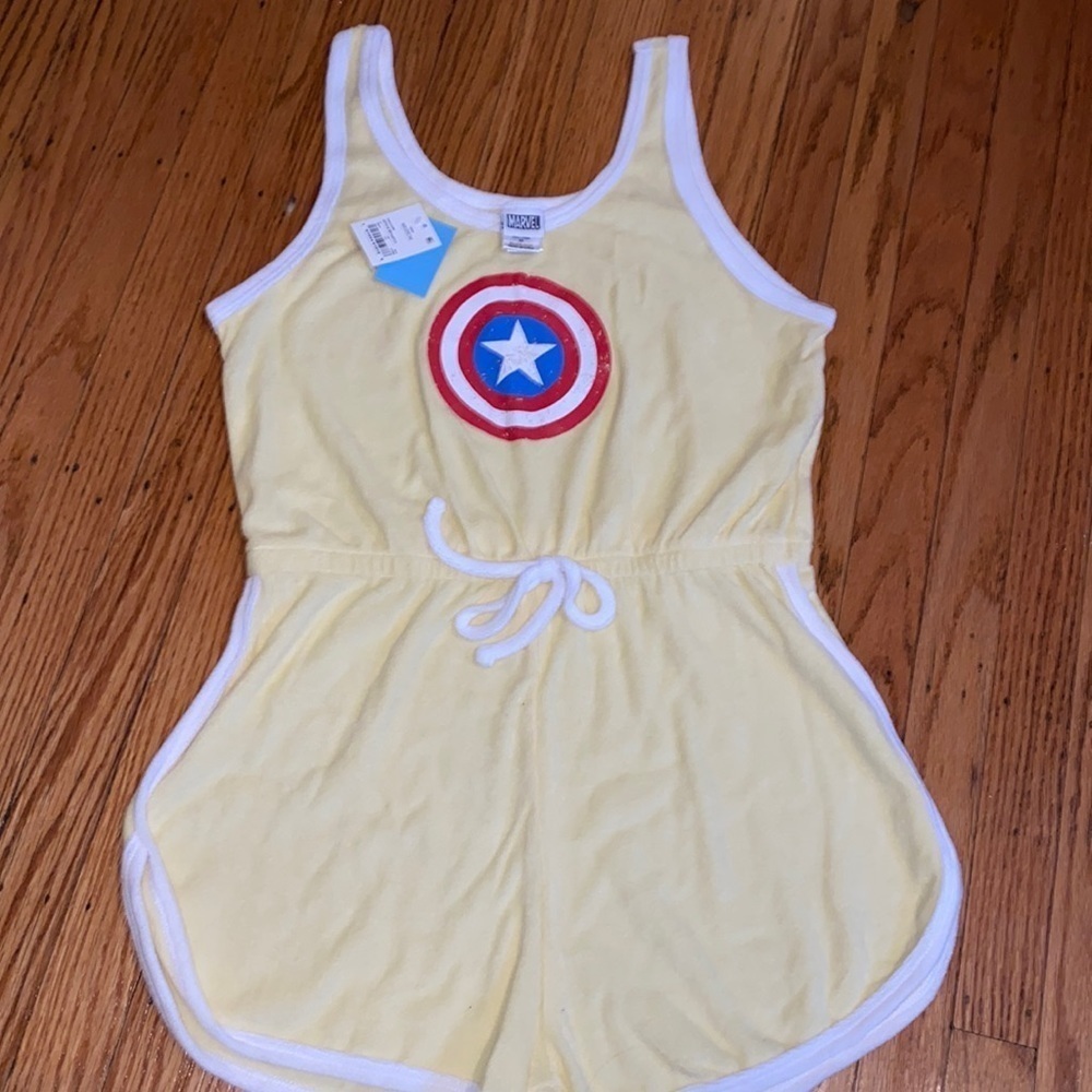 Marvel Terry one piece romper size medium NWT